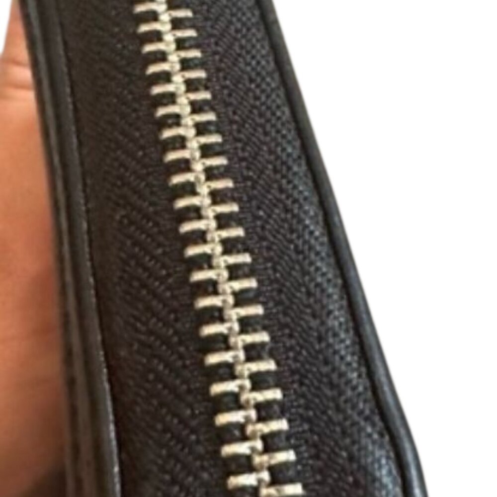 Coach Lambskin Long Wallet EUC - Picture 5 of 8